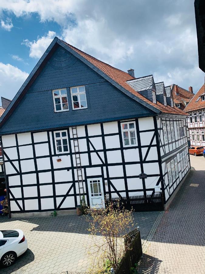 Appartamento Ackerburgerhaus Von 1604 Goslar Esterno foto